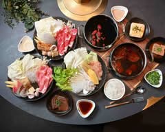 岩漿漢方麻辣火鍋 台中公益店