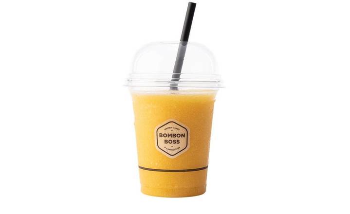 Smoothie de mango, piña y maracuyá