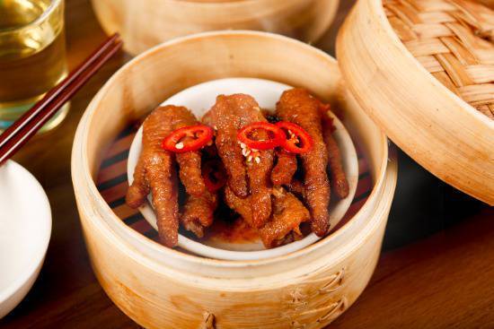 醬皇蒸鳳爪 Steamed Chicken Feet with Soy Sauce