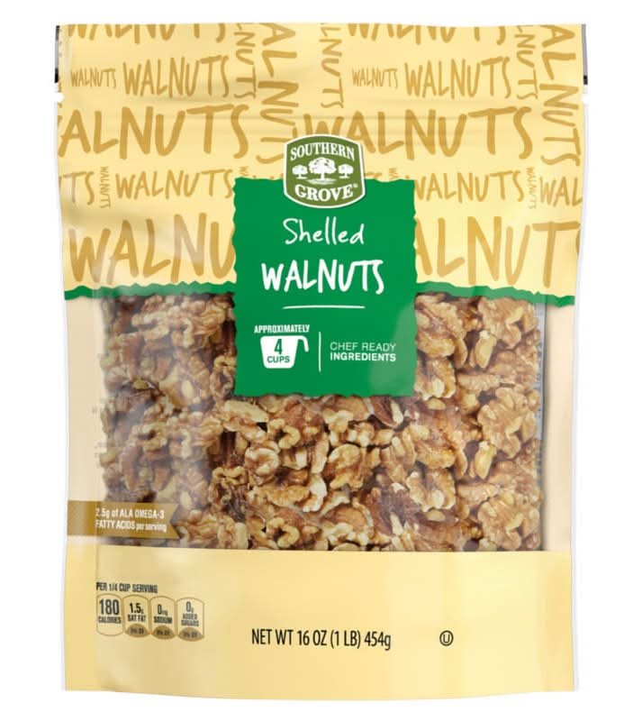 Southern Grove Shelled Walnuts (16 oz)