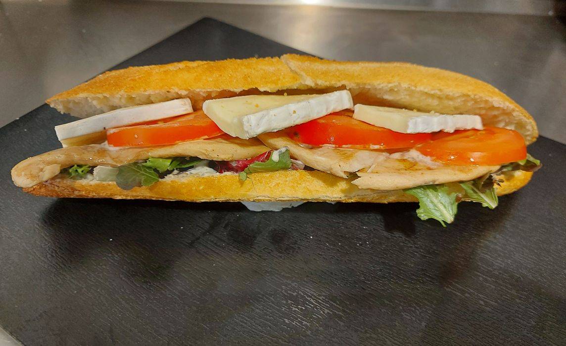 Bocadilllo Pollo con mayonesa de trufa