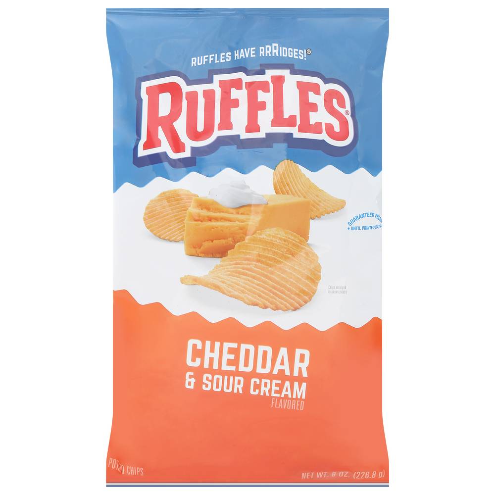 Ruffles Potato Chips, Cheddar & Sour Cream (8 oz)