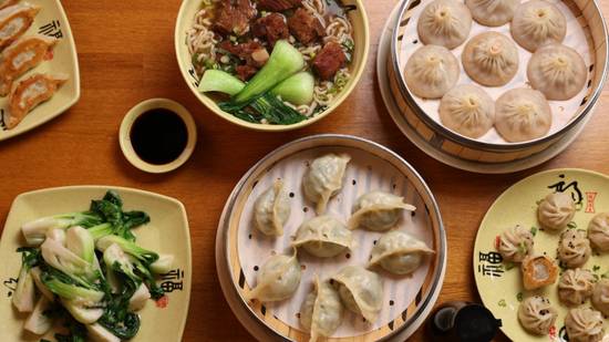 Loves Dumpling House