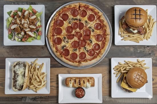 South Street City Oven Bar and Music - Founders Square (Naples)