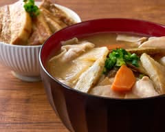 豚汁とお弁当の〼〼 Pork Miso Soup MASUMASU 太閤通