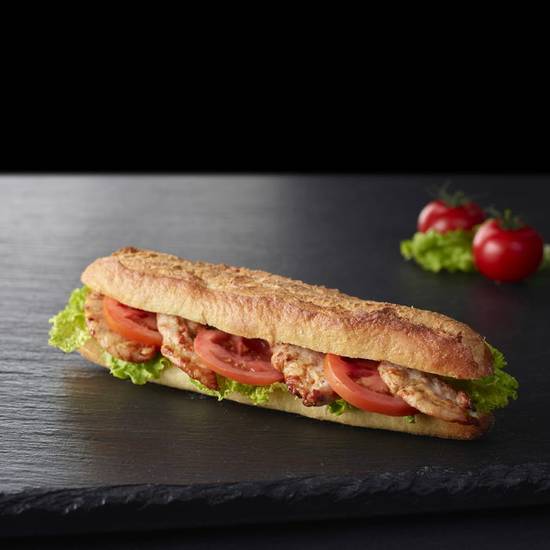 Le sandwich poulet crudité