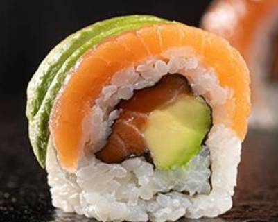 Rainbow Roll Lachs