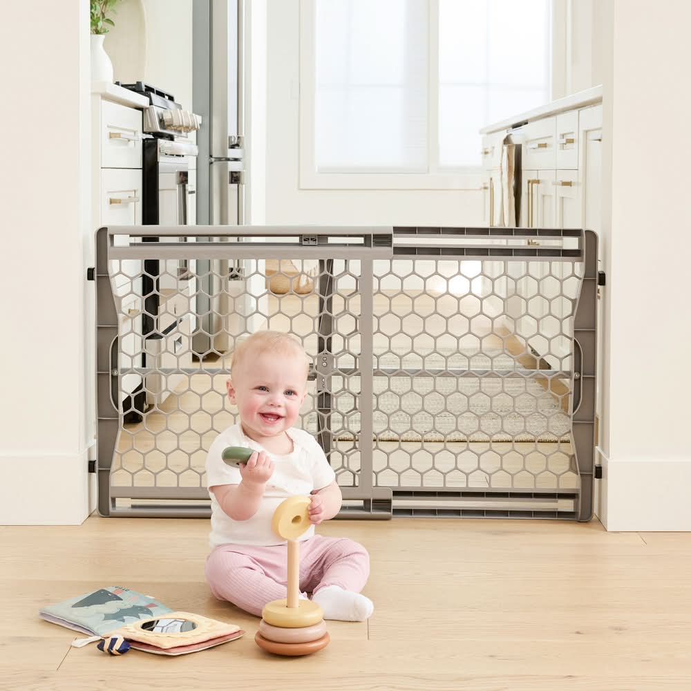 Regalo Expandable Plastic Baby Gate 42-in x 23-in Pressure Mounted Gray Plastic Safety Gate