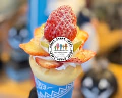【季節のフルーツを使ったクレープ屋さん】＠BLUE SHARK CRAPE【西宮 甲風園】