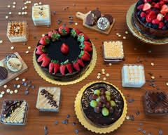 Dolcezza (18 N Dollins Ave)