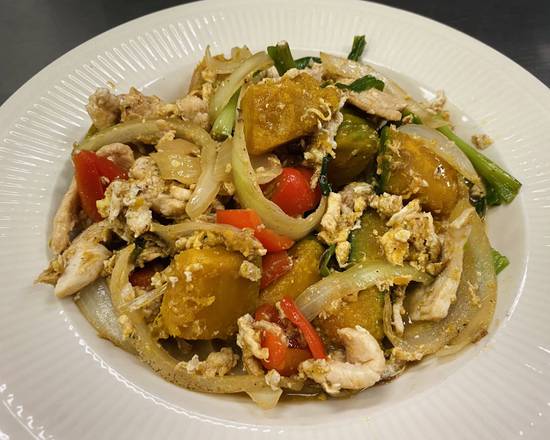 Order Pad Pumpkin food online from Kao Thai store, Virginia Beach on bringmethat.com