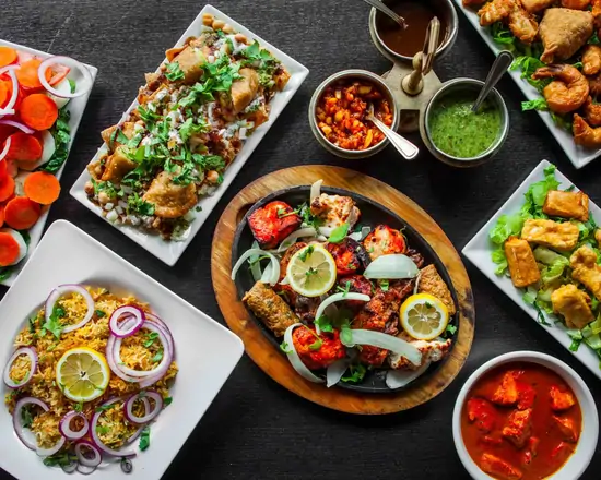 Desi Dhaba - Solon (33437 Aurora Road)
