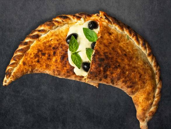 Amalfi Calzone