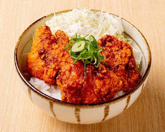 灼熱唐揚げ丼 並盛り3個 Three-Piece Spicy Karaage Rice Bowl