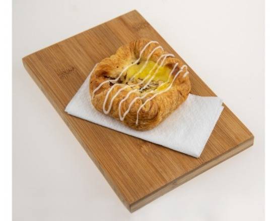 Deli By Shell Vanilla Crown