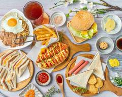 吃早餐 蛋餅丨炒泡麵丨厚片土司