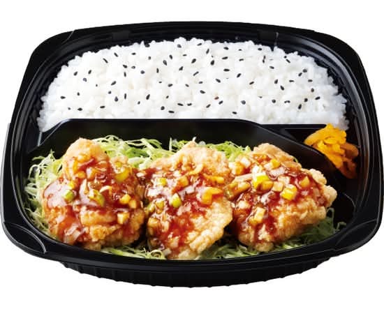 香味だれの油淋鶏弁当 Fragrant sauce You-lin-ji fried chicken lunch box