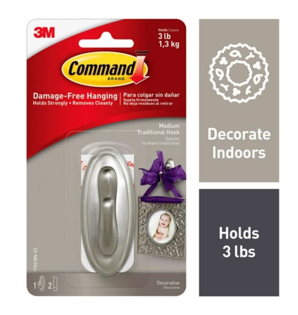 3M Command Medium Plastic Hook 3.125 In. L 1 Pk