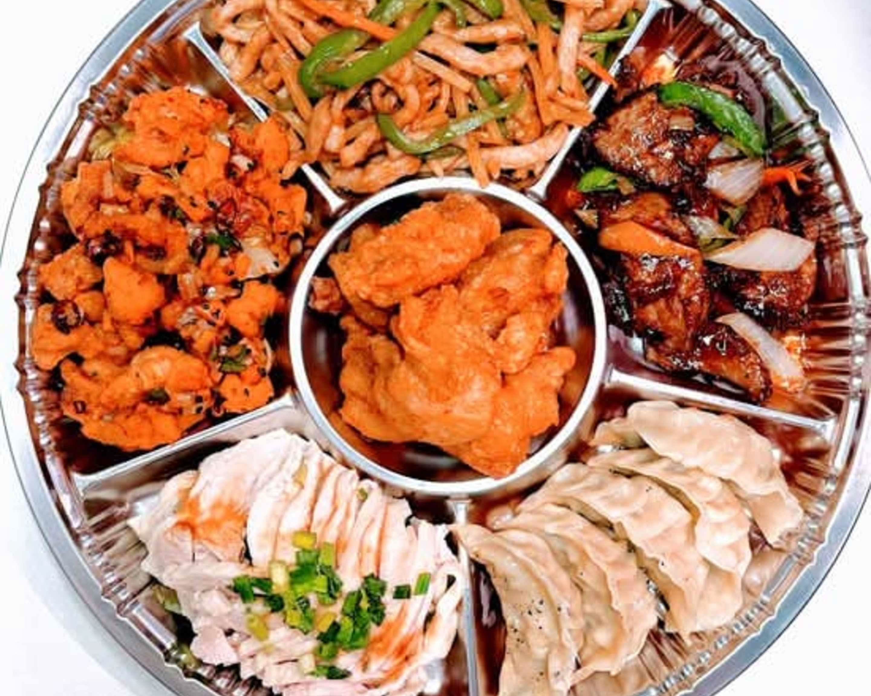 【レア】CR-V ビルトイン・テイクアウトテーブル 中華オードブル ゆうちゃんの出前・宅配・テイクアウトメニュー