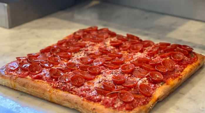 Sicilian Roni Cup Slice