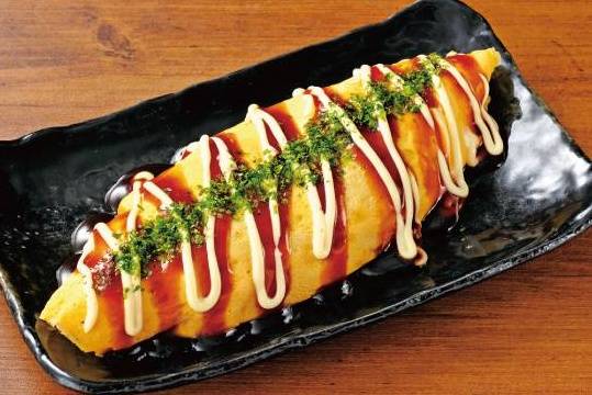 神��戸のオムそばめしKobe-Style Fried Noodles and Rice Wrapped in Omelet