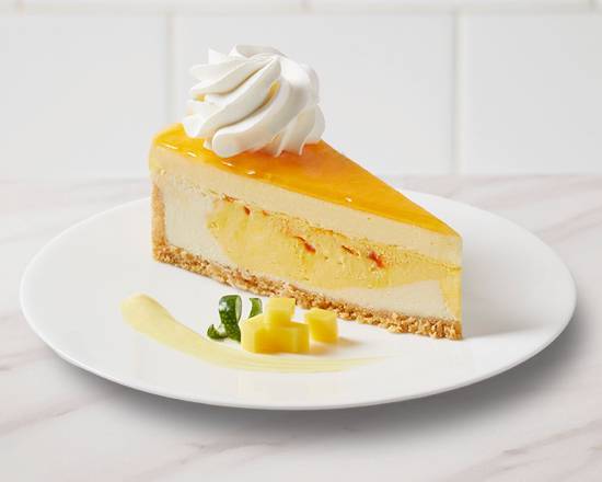 Tranche de Gâteau au Fromage à la Mangue // Mango Cheesecake Slice