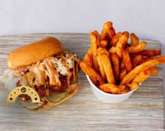 Cluck and Smash (4000 San Fernando Road)