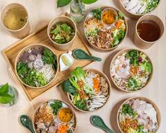The Noodle Phở Bar