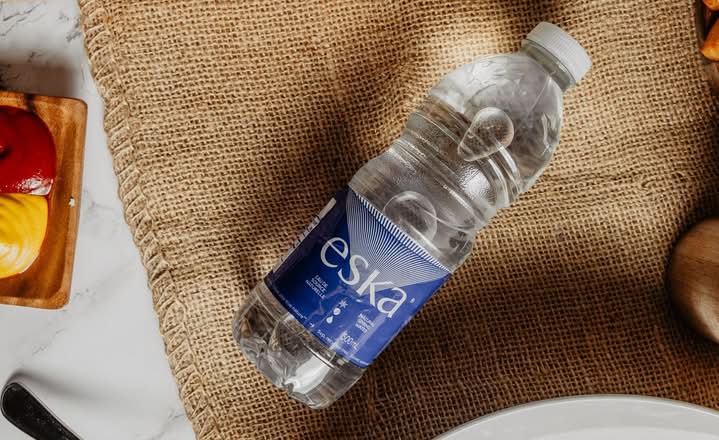 Bouteille d'eau / Bottle of water