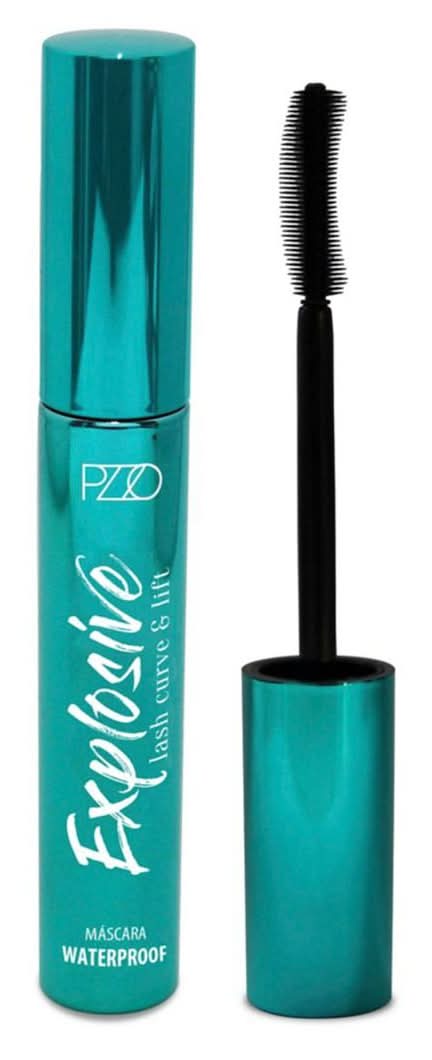 Petrizzio · Máscara de pestañas explosive lash curve & lift waterproof
