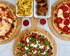 Antico Harlow Pizza
