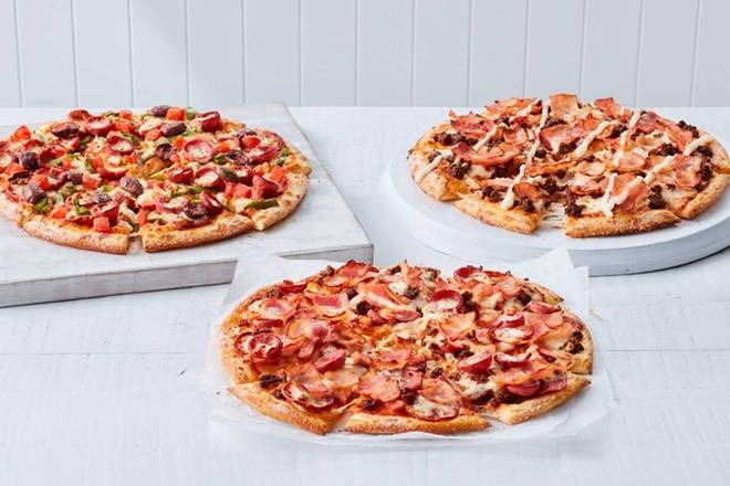 Family Value Bundle (3 Large Pizzas)