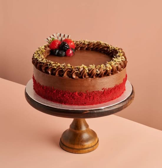 6" Red Velvet Dubai Chocolate Cake - RD443