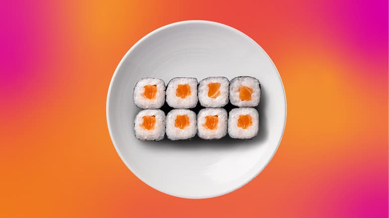 salmon maki