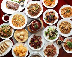 日興苑 食彩雲南 過橋米線 nikkouen syokusaiunnan kakyoubeisen