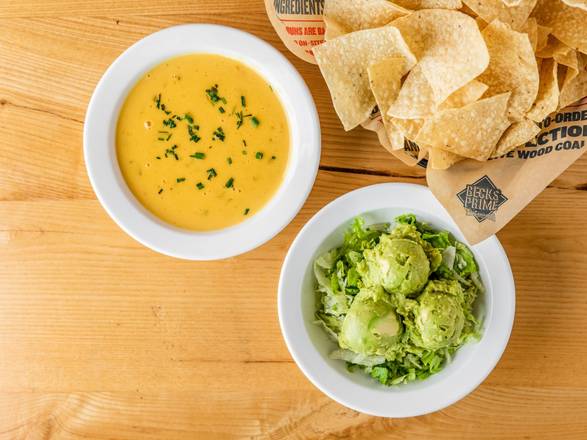 Chips & Queso & Guacamole