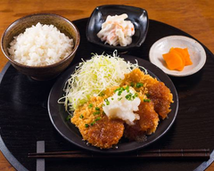 ミートミートミート MEAT MEAT MEET の ハンバーグ ザ ギャラクシー