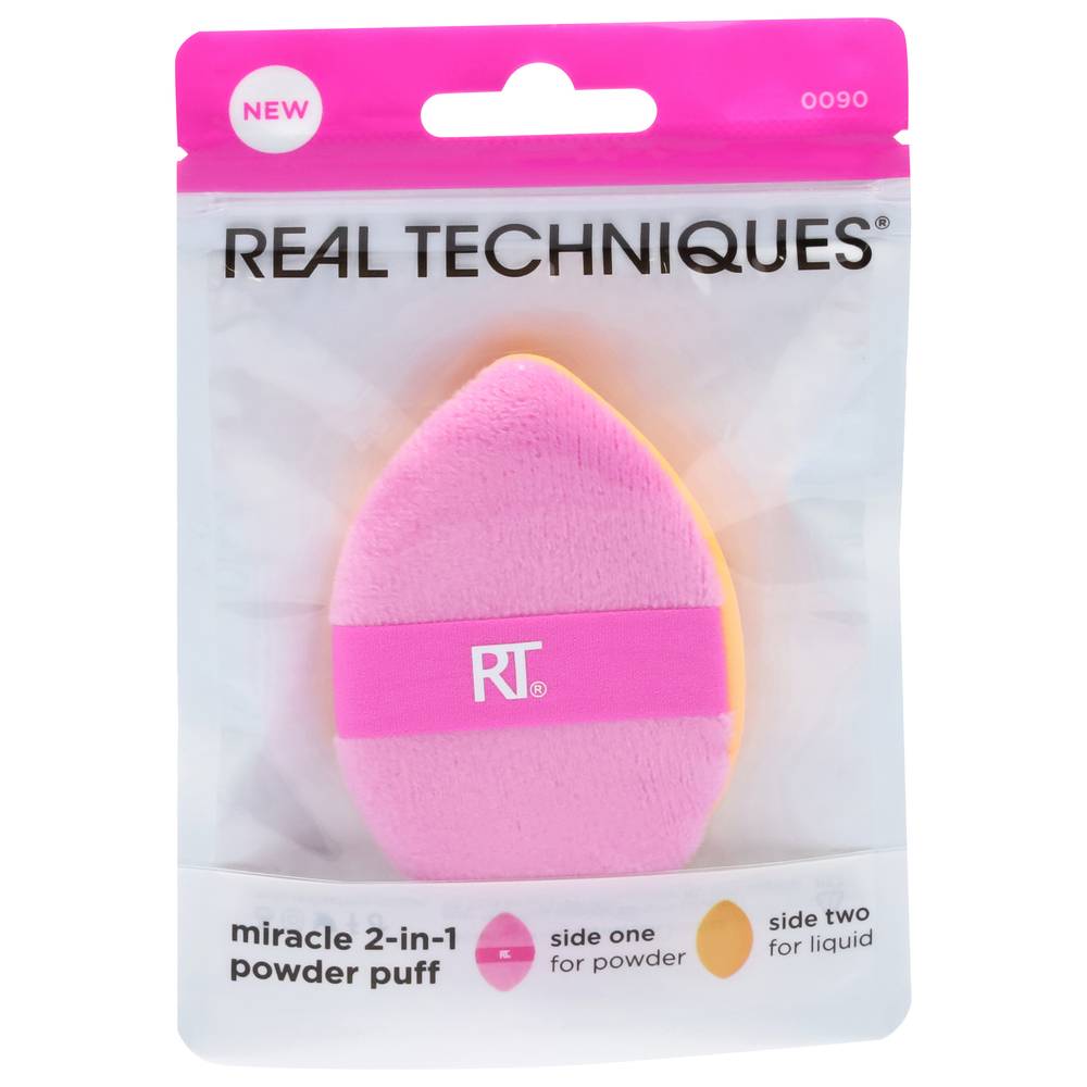 Real Techniques 2-In-1 Miracle Powder Puff (0.85 oz)