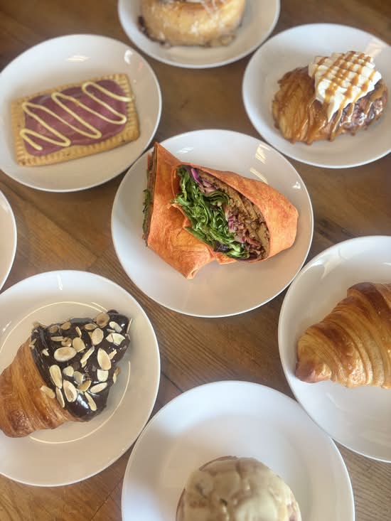 Mud Pie Vegan Bakery & Coffeehouse (6850 Johnson Dr, Mission, KS)