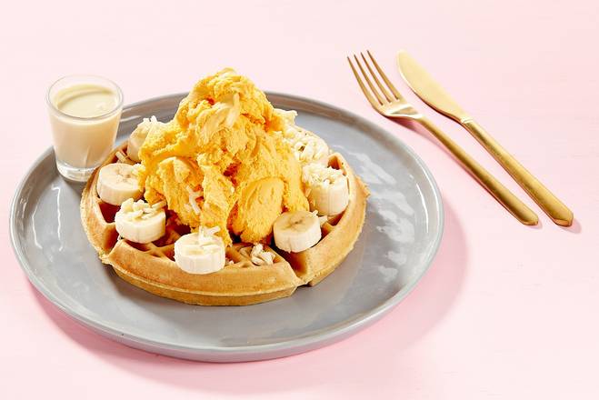 Creamy Dreamy Mango Waffle 
