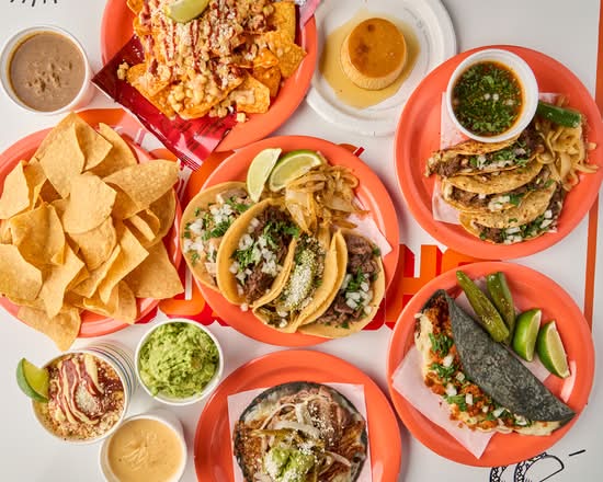 Tacos Juancho (3604 Oak Lawn Avenue)