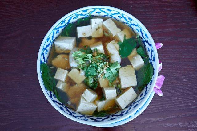 Spinach and Tofu Soup