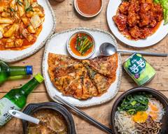 韓国料理 ウ��リジップ Korean Restaurant URIZIP
