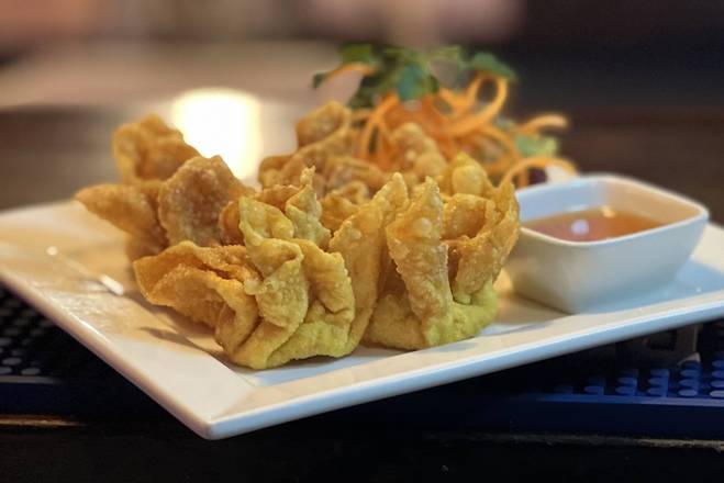 Deep Fried Wontons stuffed with Prawns & chicken