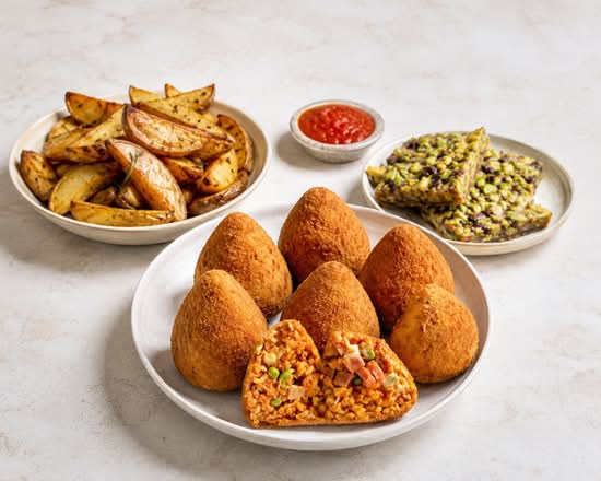 Sapuri (1001 Pineloch Drive)
