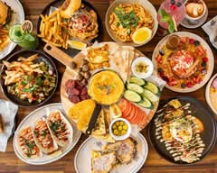 WOLF CAFE AND EATERY (COOLAROO)