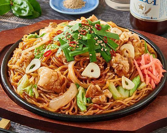 国産牛もつ焼そば Domestic Beef Offal Yakisoba