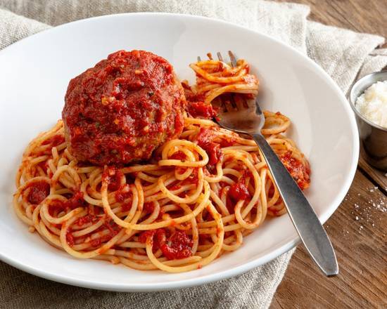 Spaghetti & Giant Meatball