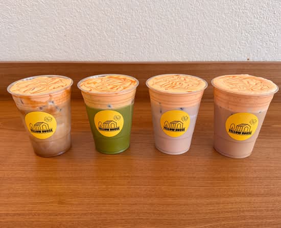 Yellow House Cafe & Restaurant (8926 Reseda Blvd)