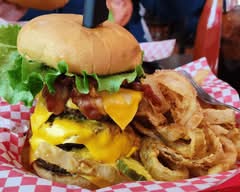 Dinker's Bar and Grill (2368 S 29th St)